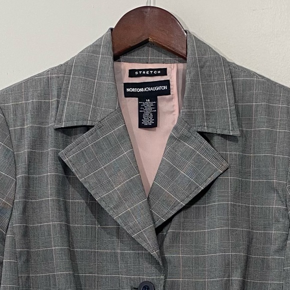 Norton Mcnaughton Notch Lapel Plaid Career Wear Three Button Blazer Size 14 - Picture 3 of 7